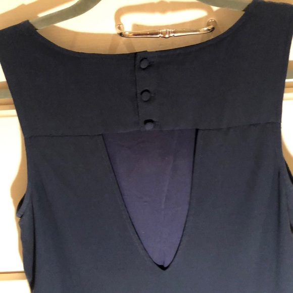 Dress - Picture 3 of 5